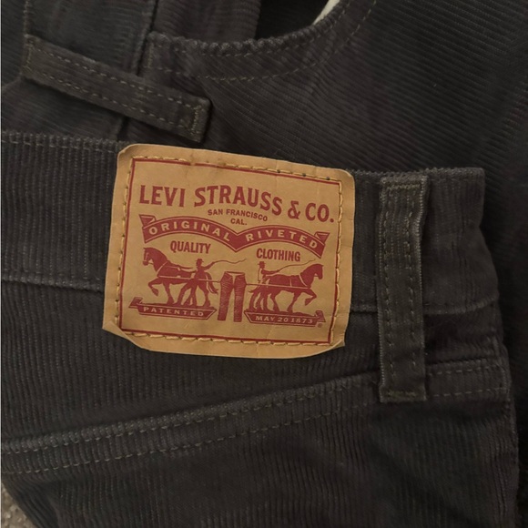 Levi’s Ribcage Straight Ankle Corduroy Pants Gray Size 30 - Picture 2 of 9